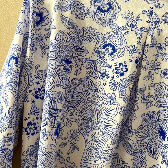 NWT Floral Paisley Print Button-Up Tunic by Laura Size 6 - Picture 4 of 8